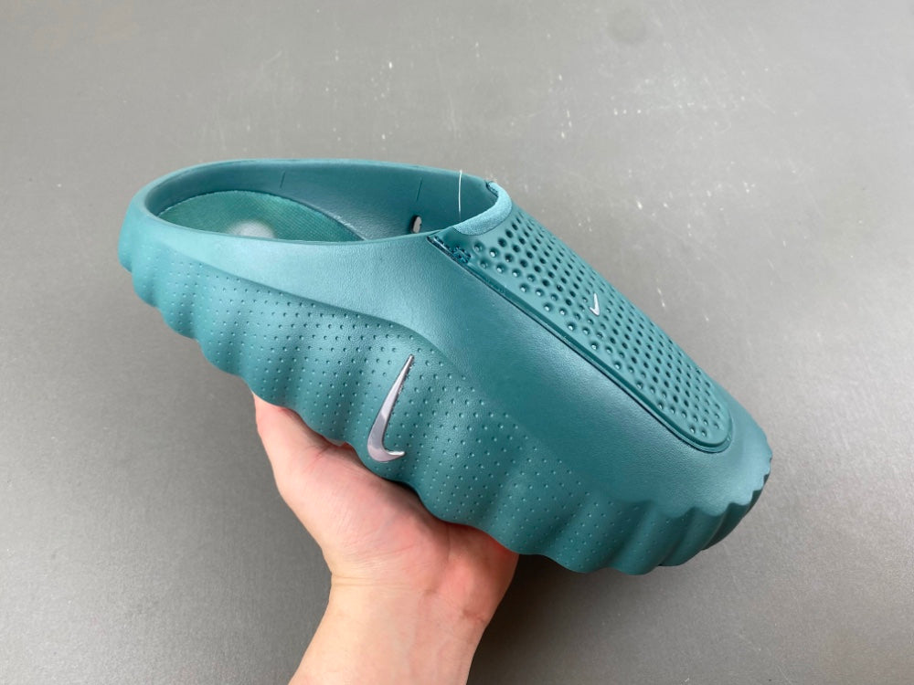 Nike Mind 001 Slide