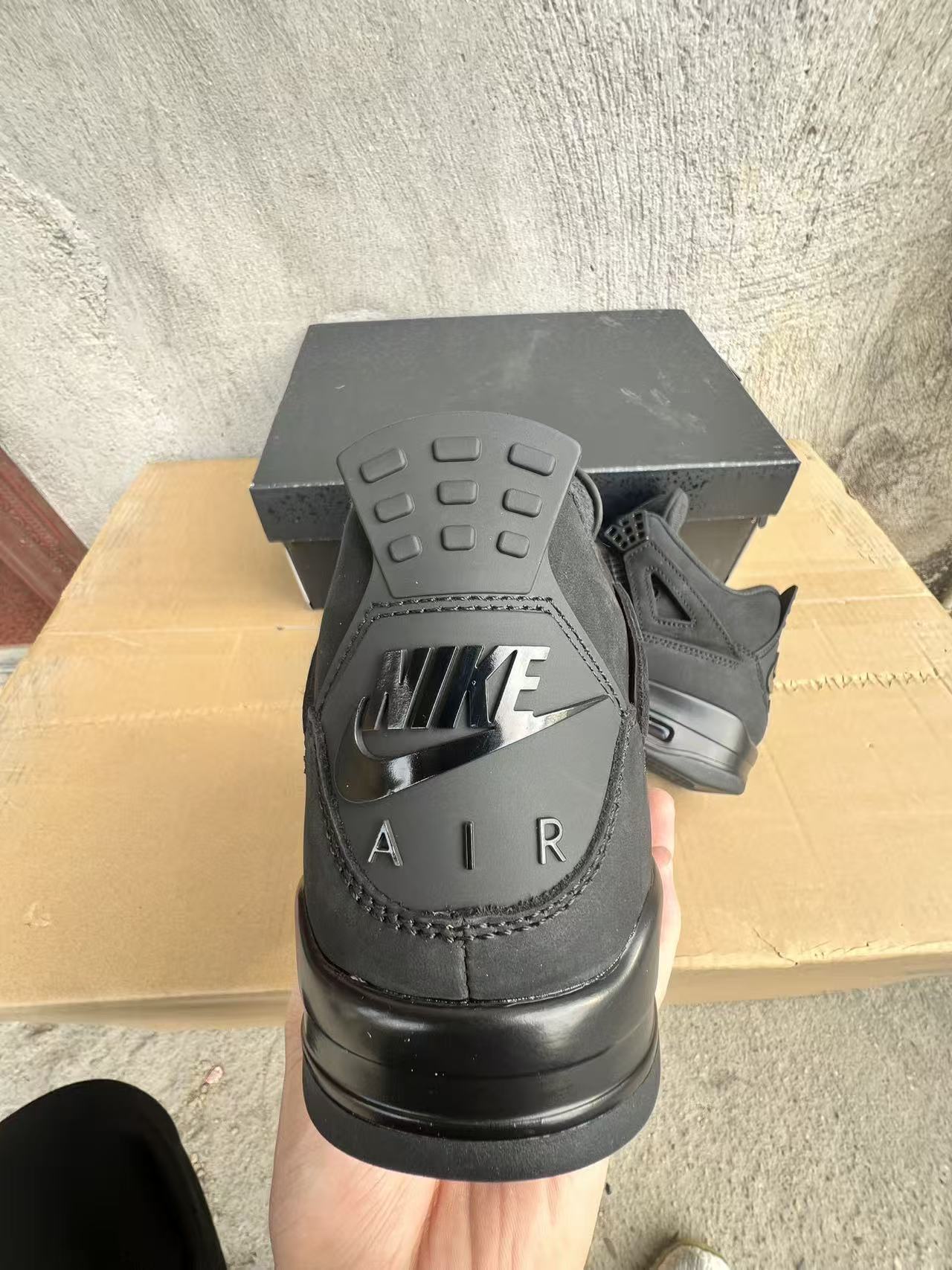 Air Jordan 4 Retro "Black Cat"