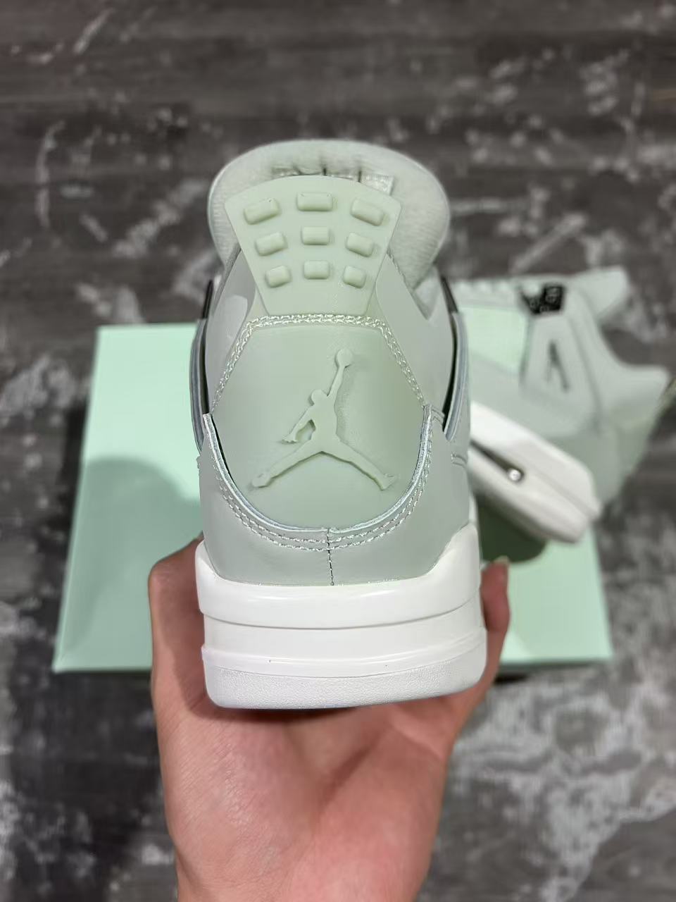 Women's Air Jordan 4 Retro "Abundance"