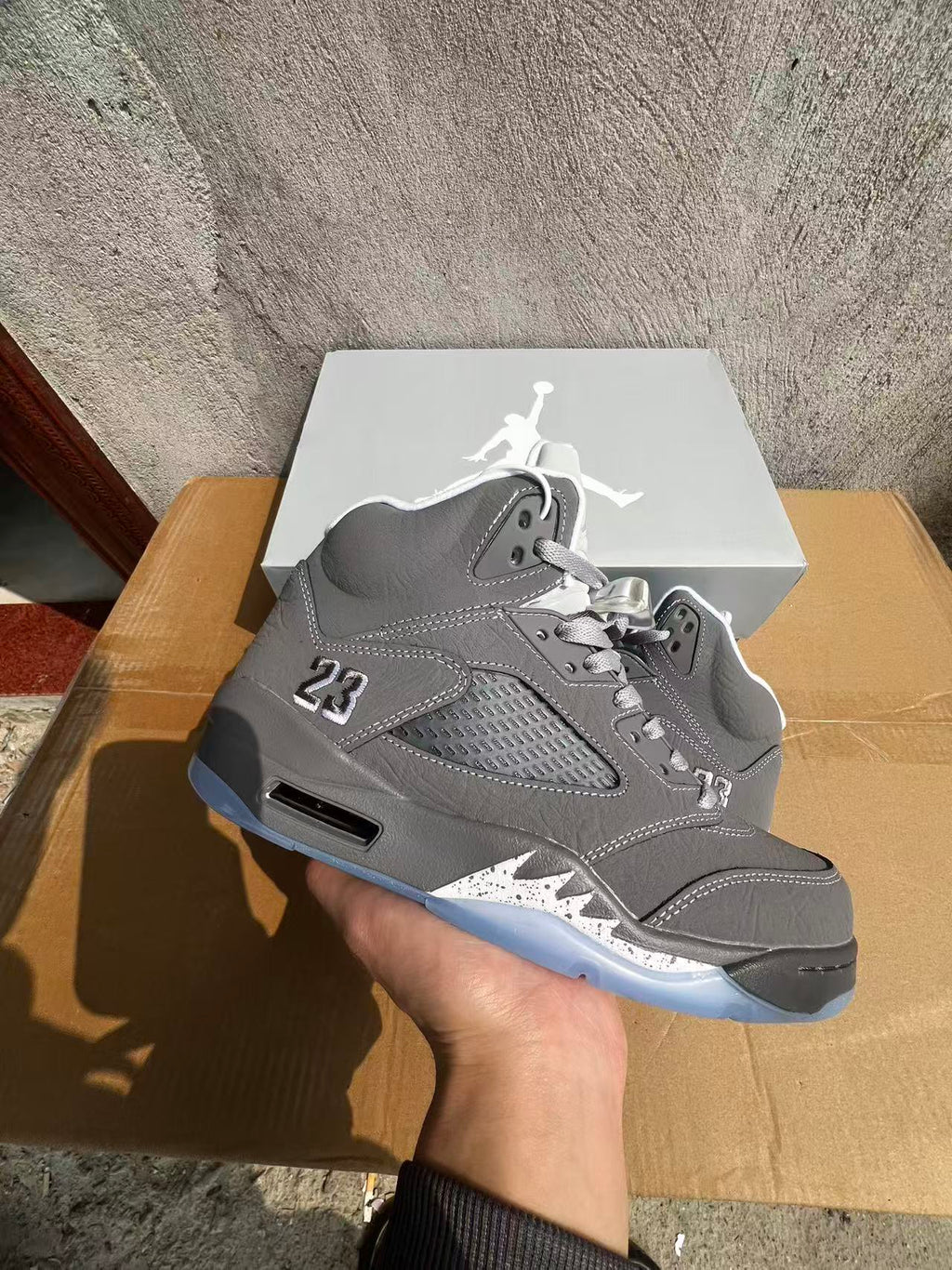 Air Jordan 5 Retro "Wolf Grey"
