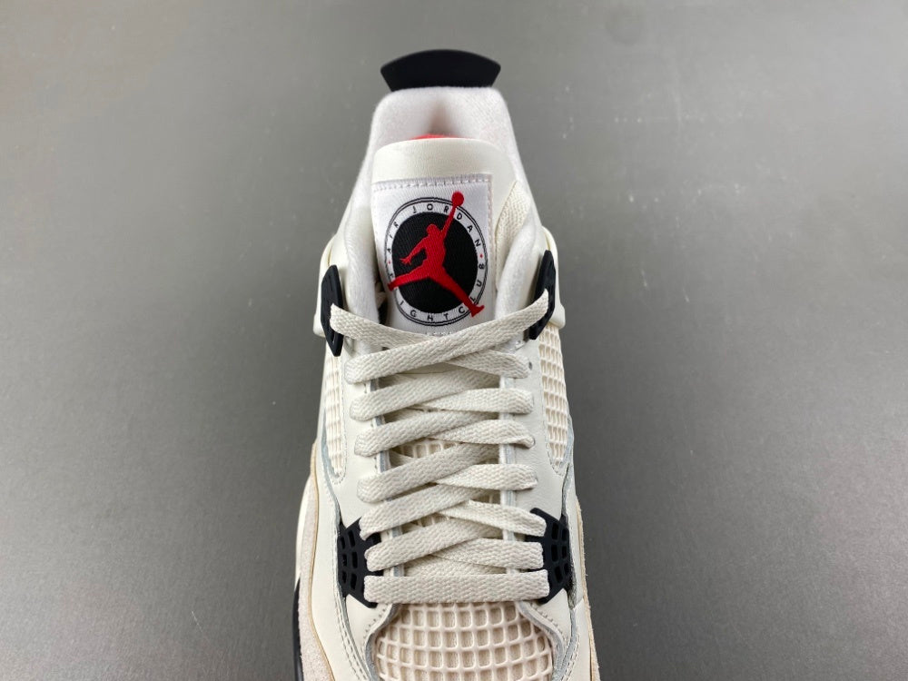 Air Jordan 4 Retro "Flight Club"
