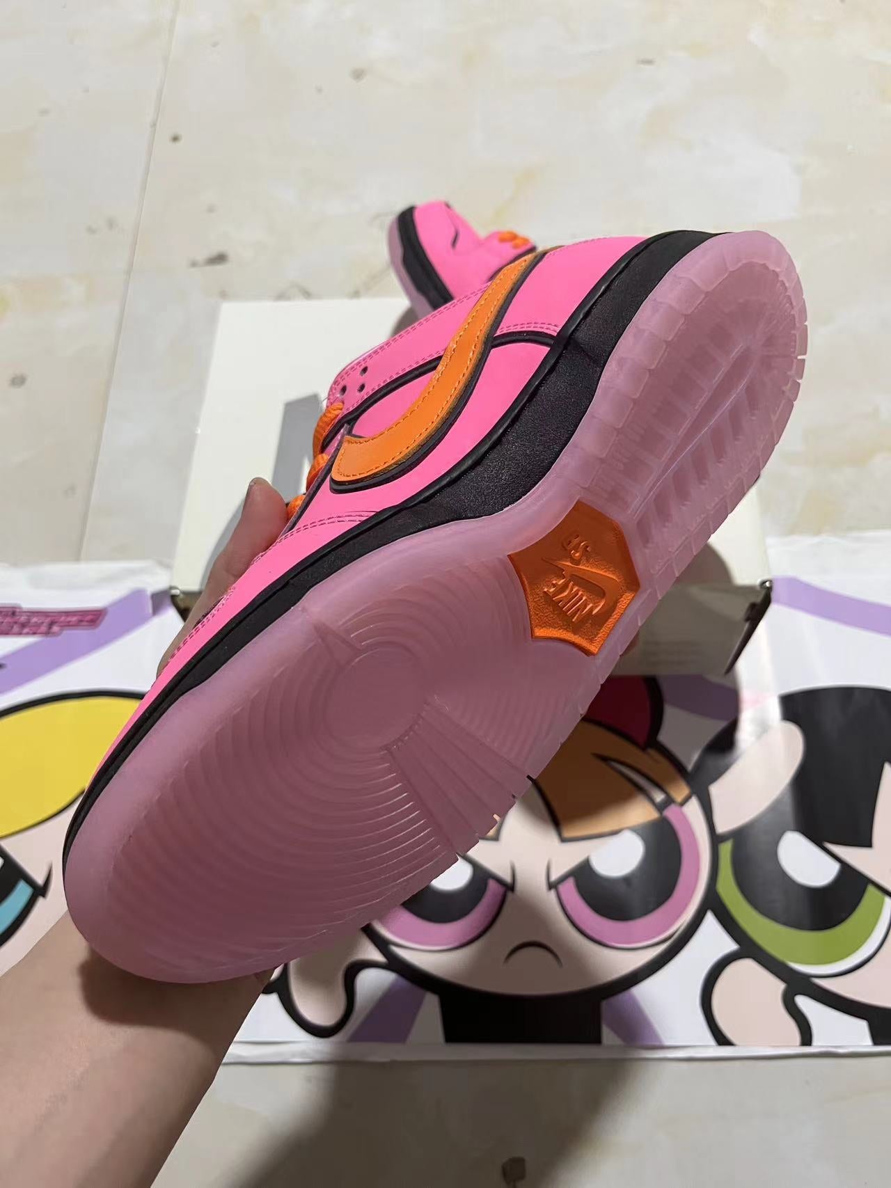 Nike SB Dunk Low "The Powerpuff Girls Blossom"