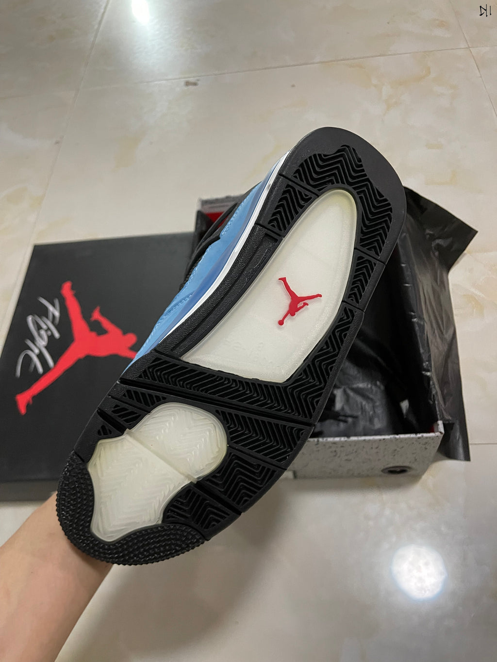 Nike Air Jordan 4 Retro Travis Scott 'Cactus Jack'