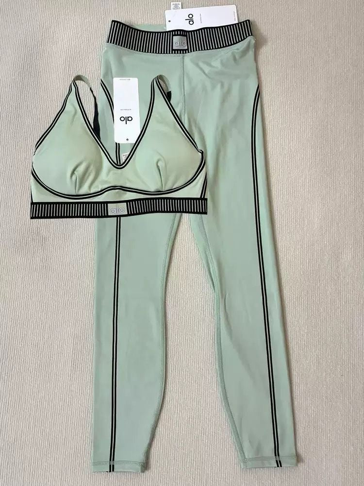 Alo Yoga Heart Throb sports bra and leggings set