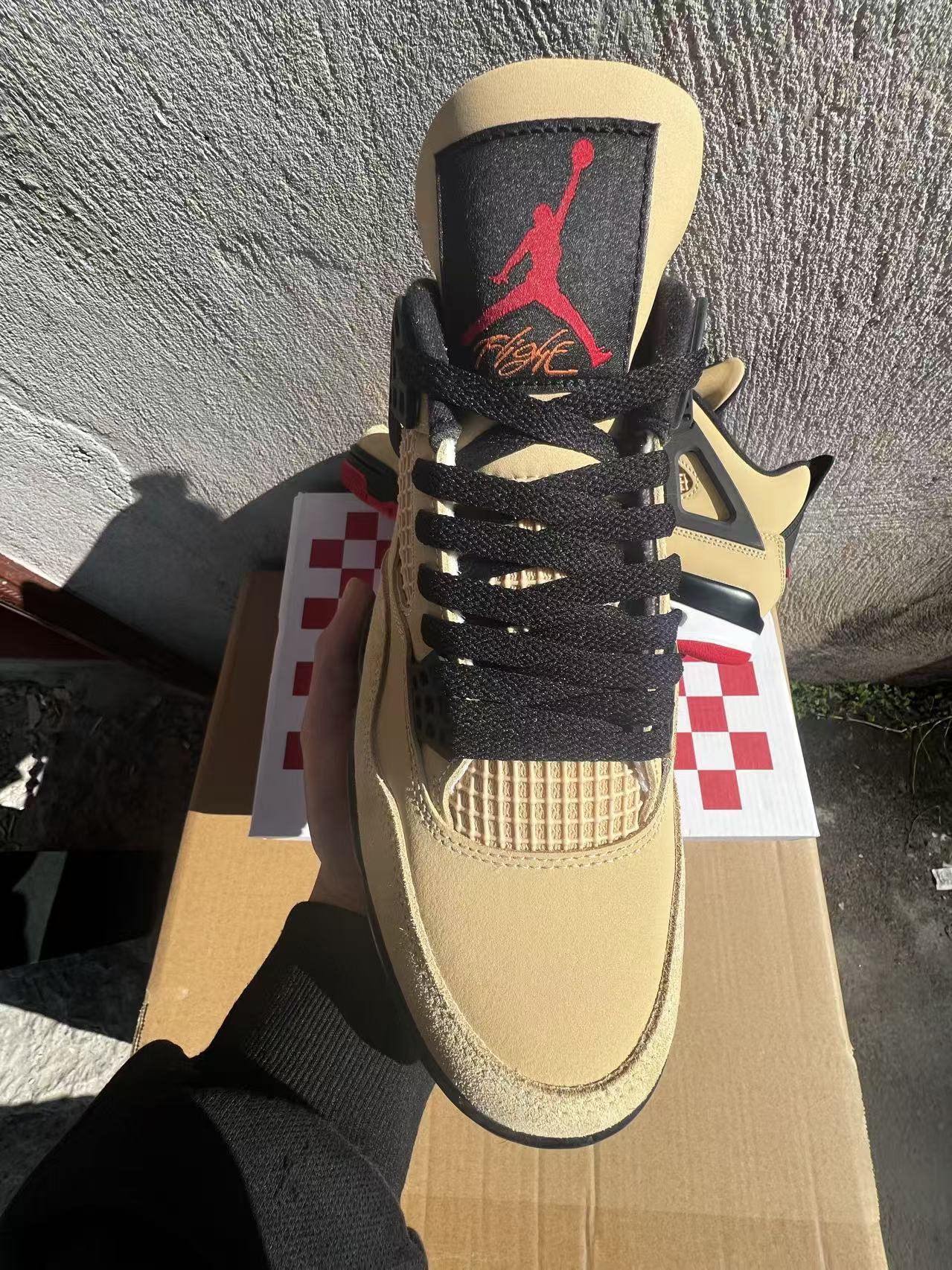 Air Jordan 4 Retro "Pizza"