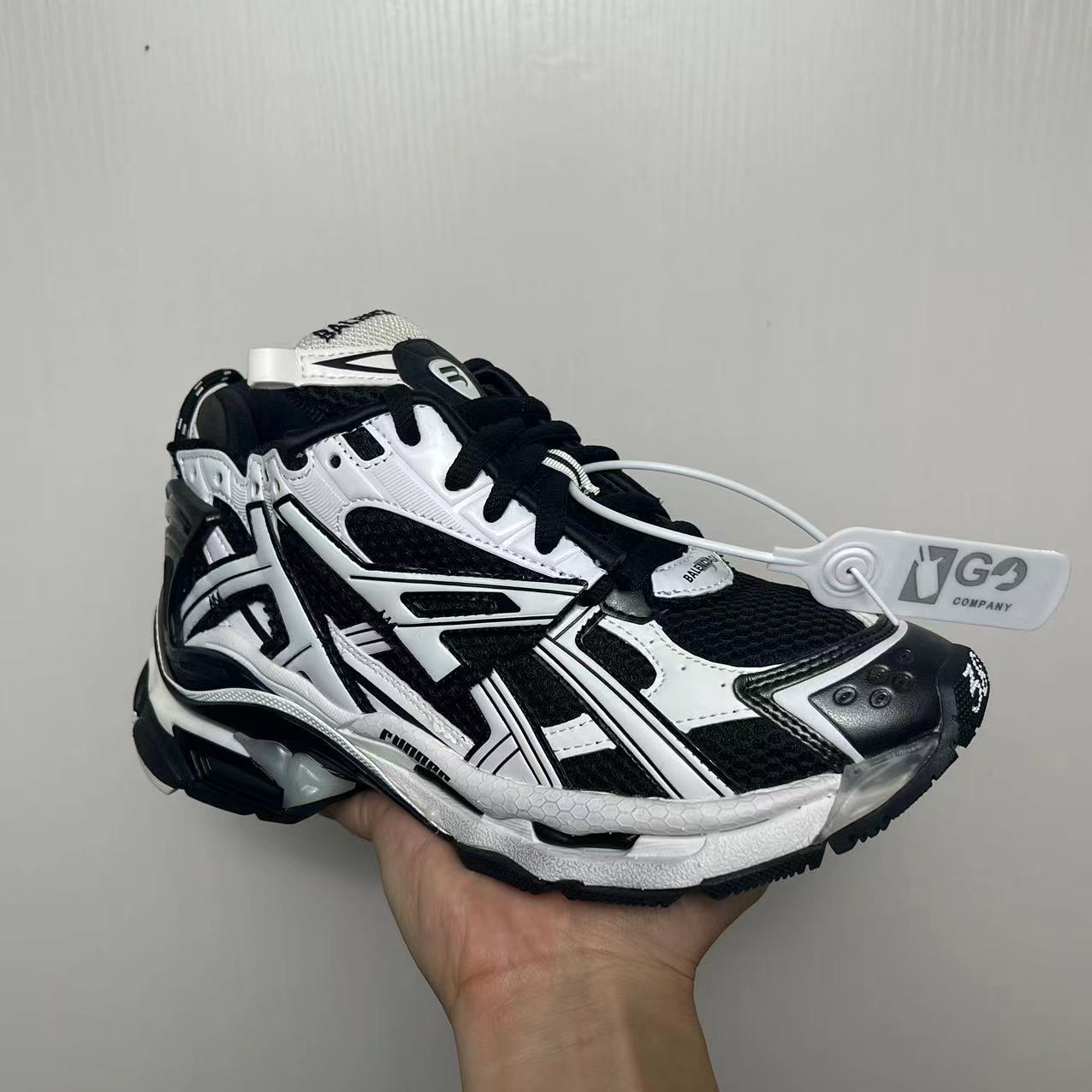 Balenciaga Runner