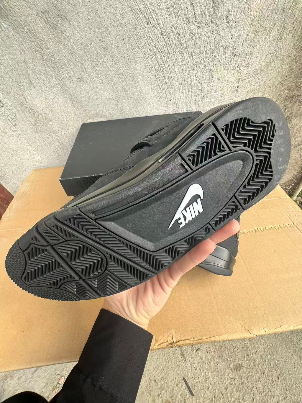 Air Jordan 4 Retro "Black Cat"