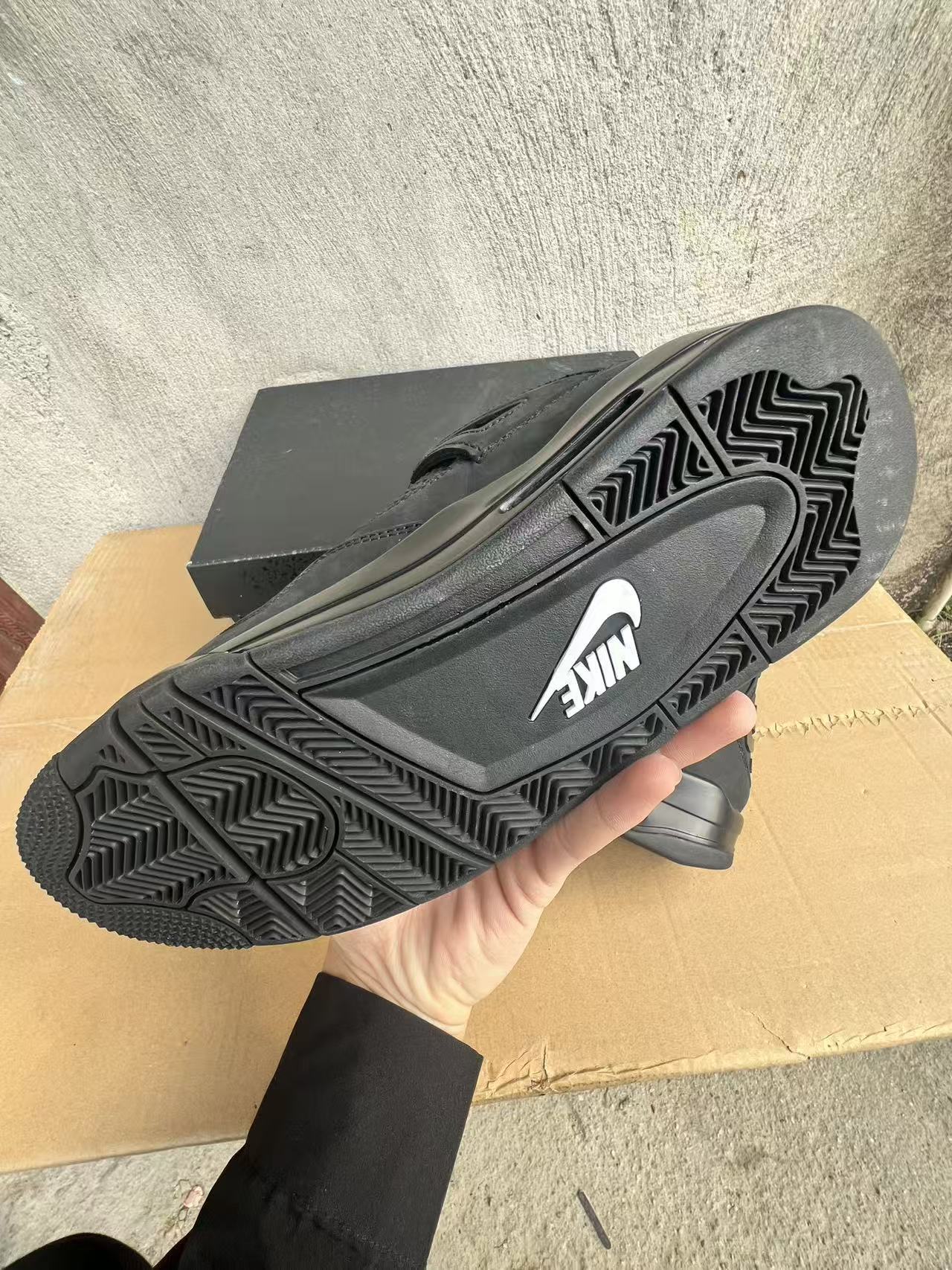 Air Jordan 4 Retro "Black Cat"