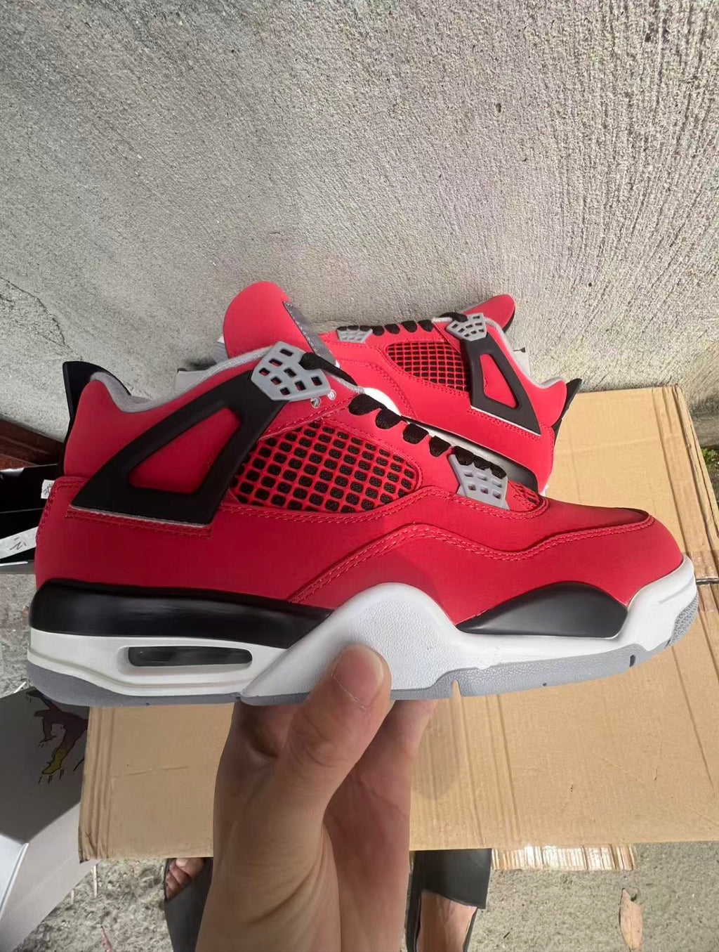 Jordan 4s