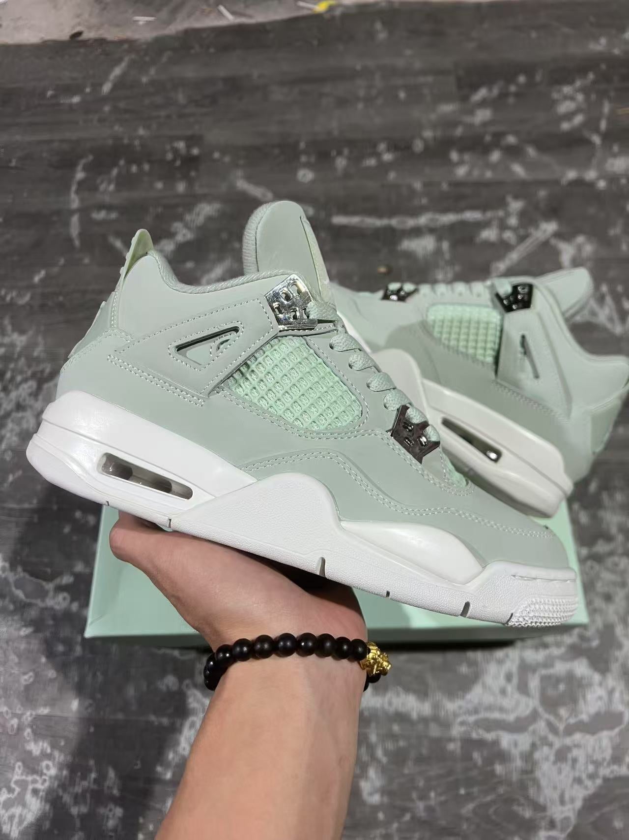 Women's Air Jordan 4 Retro "Abundance"