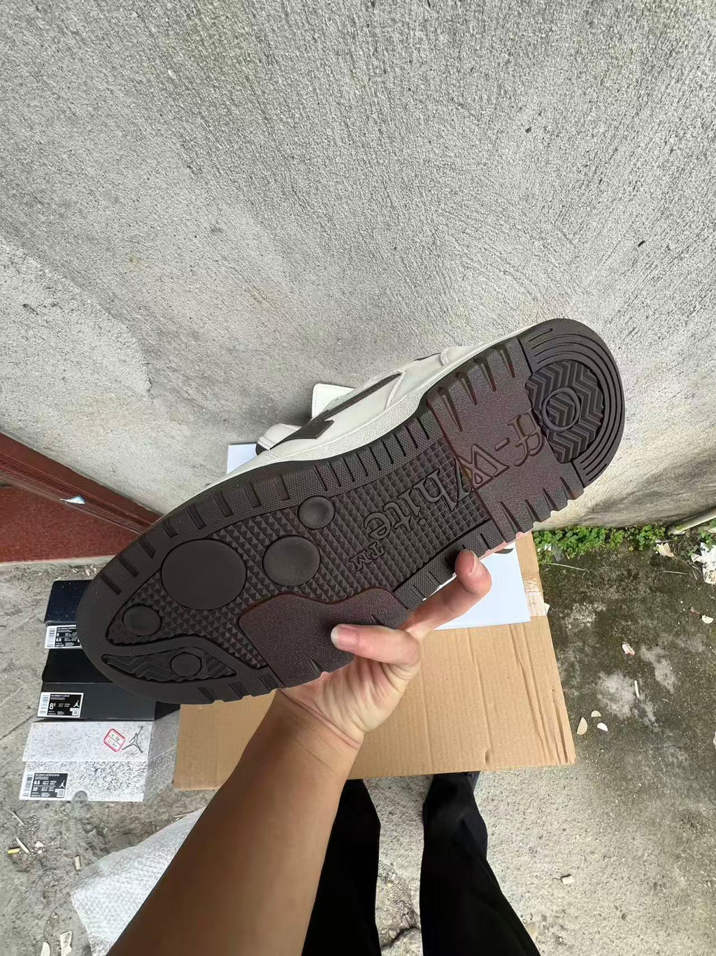 Off-White “Out Of Office” (OOO) Low-Top Sneakers